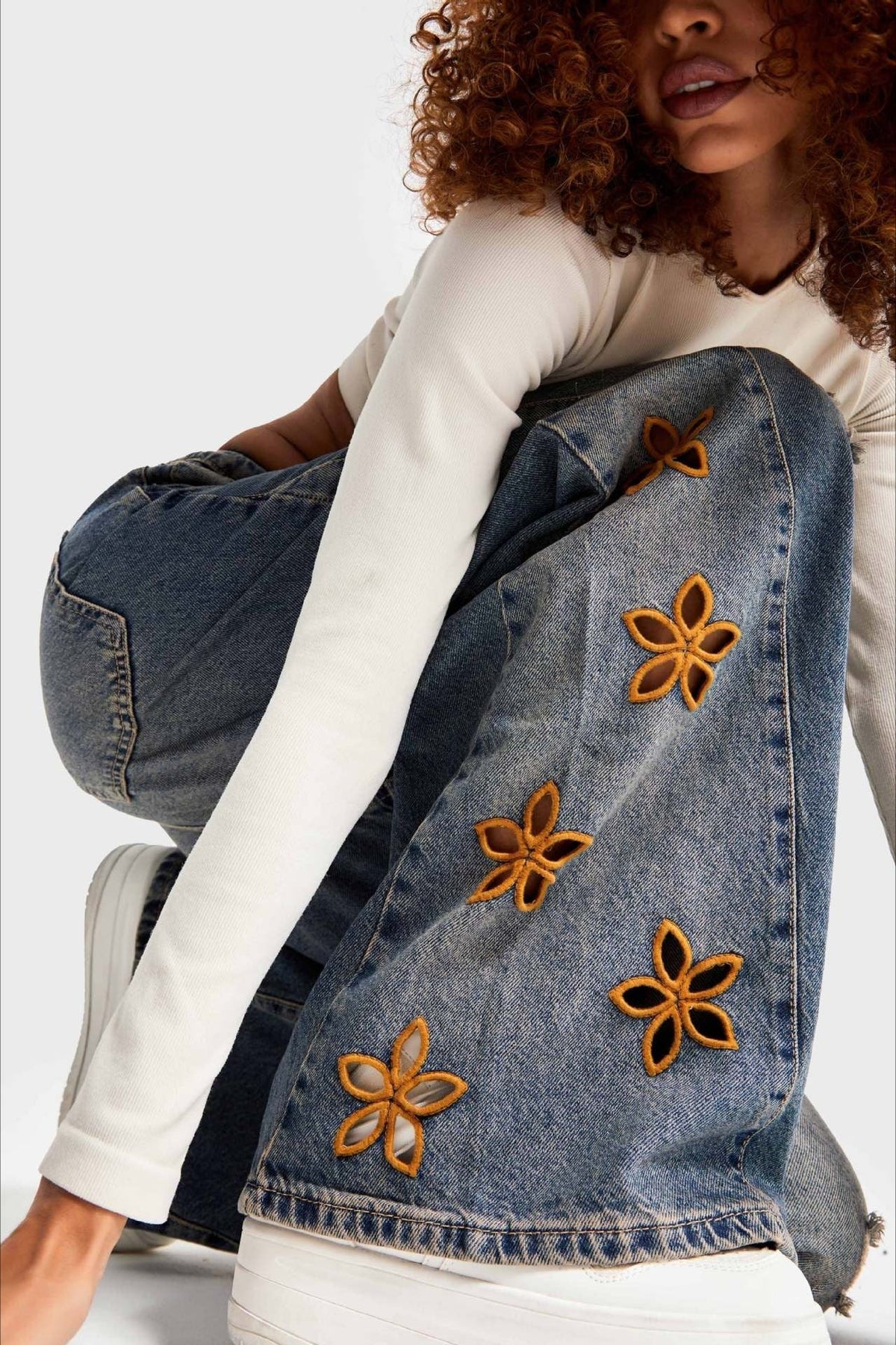 High-Waist Embroidered Wide-Leg Denim Jeans