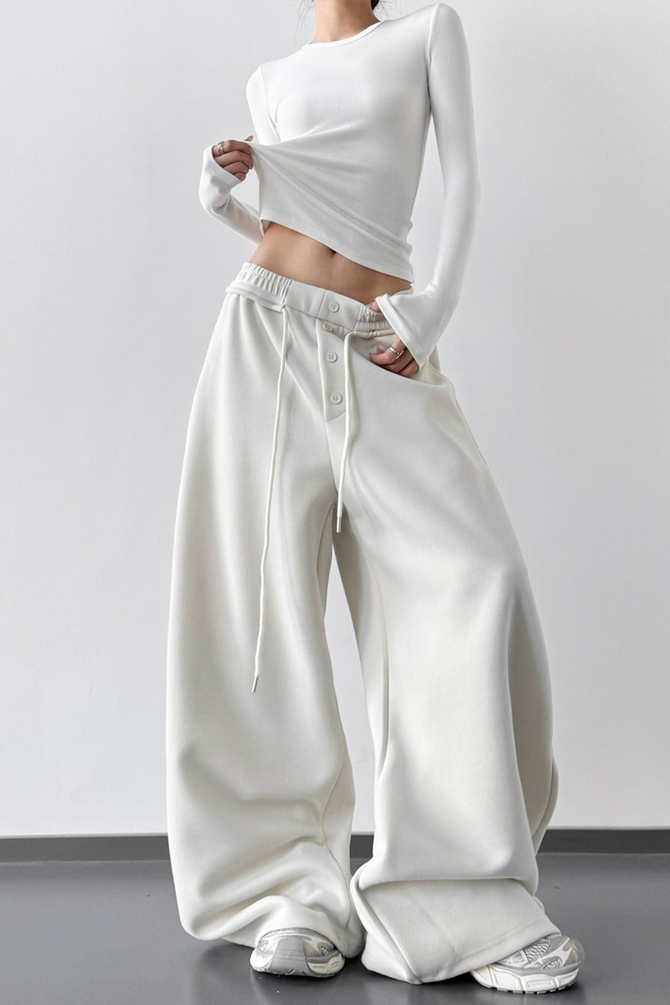 Sporty Wide Leg Elastic Waist Pants