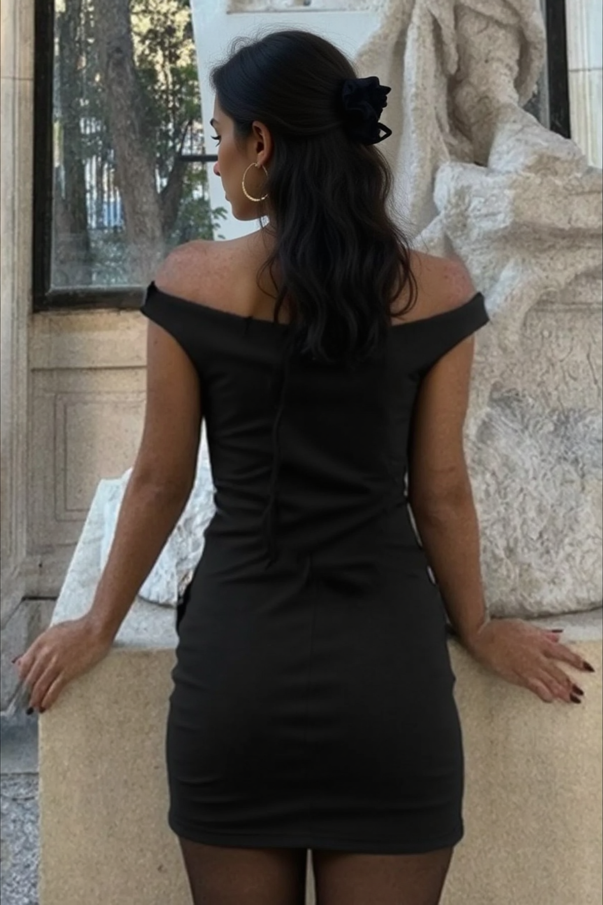 V-Neck Sleeveless Bodycon Mini Party Dress - View 4
