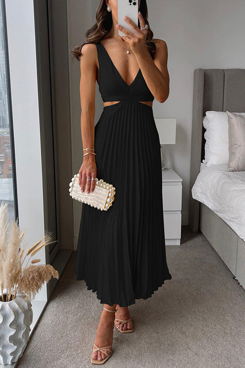 Deep V-Neck Sleeveless Cut Out Pleated Maxi Dress 4