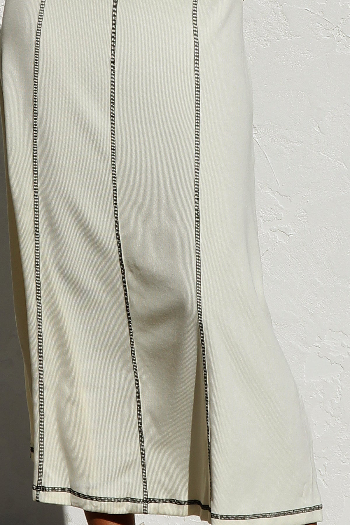 Ribbed Knit Sleeveless Crew Neck Contrast Stitch Column Maxi Dress - View 7
