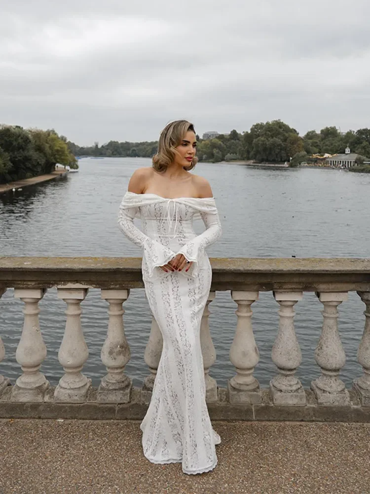 Georgetta | Lace Maxi Dress - View 5
