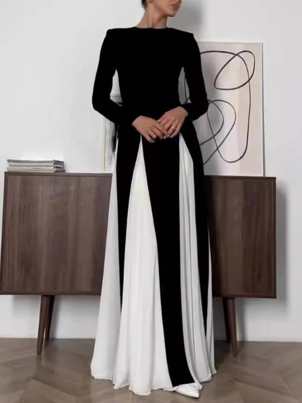 Glam Elegant Panelled Tulle Long Sleeve A - line Maxi Dress - View 2