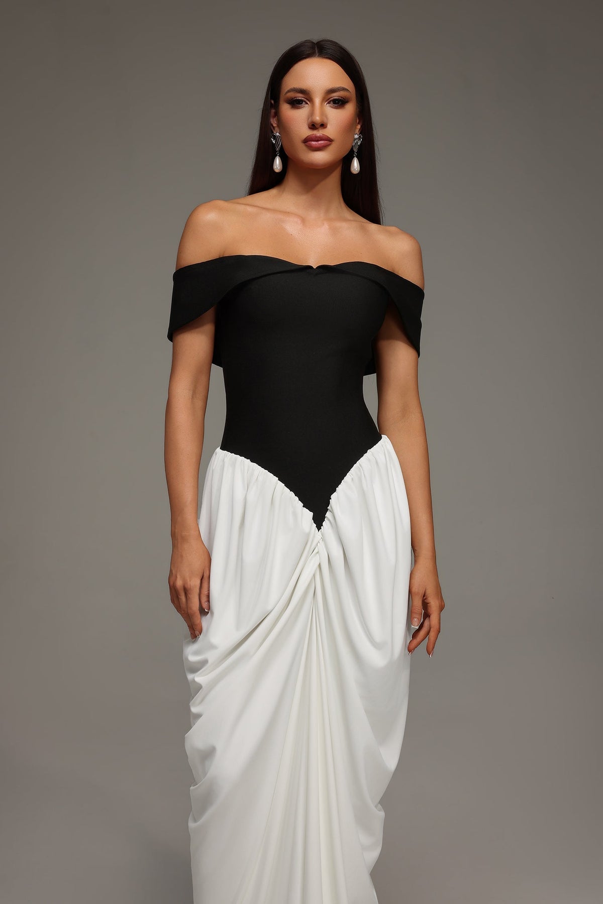 Off Shoulder Sweetheart Color Block Draped Gathered Maxi Gown - View 3