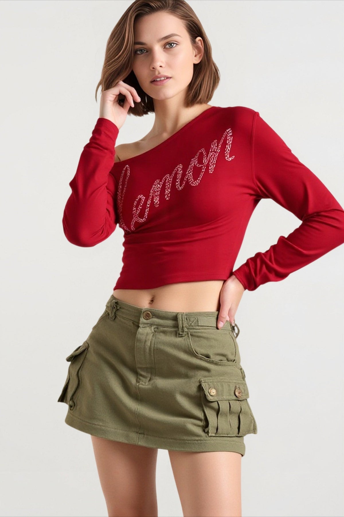One Shoulder Long Sleeve Rhinestone Graphic Crop Top 2
