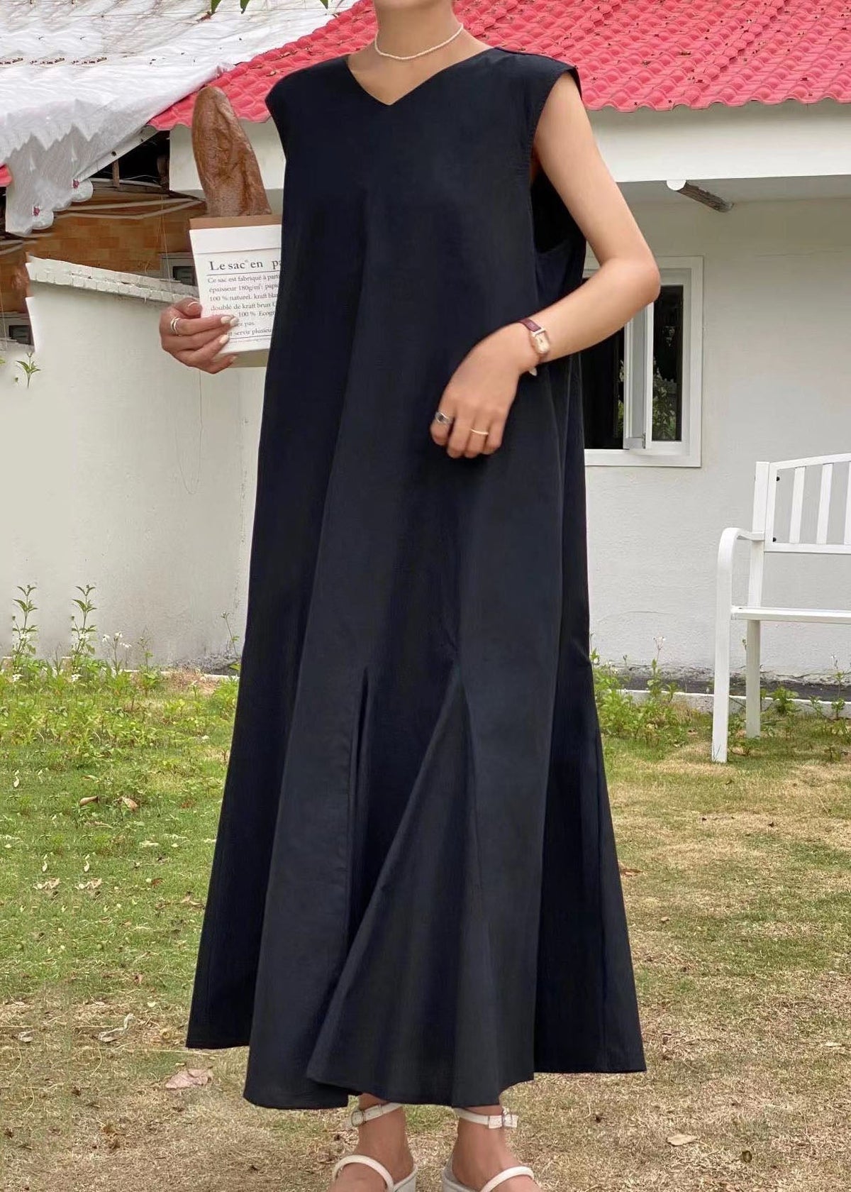 V-Neck Sleeveless Pleated Gusset Tent A-Line Maxi Dress - View 2