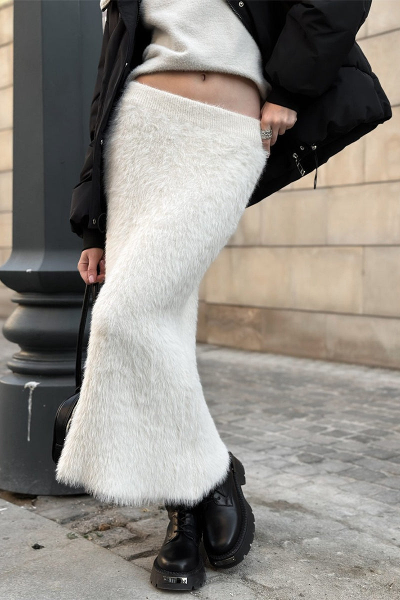 Knit Faux Fur Trim Maxi Skirt