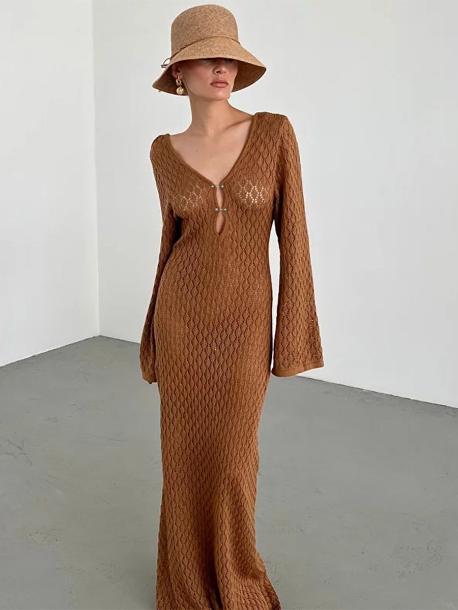 Crochet Deep V-Neck Bell Sleeve Fitted Maxi Dress - View 3