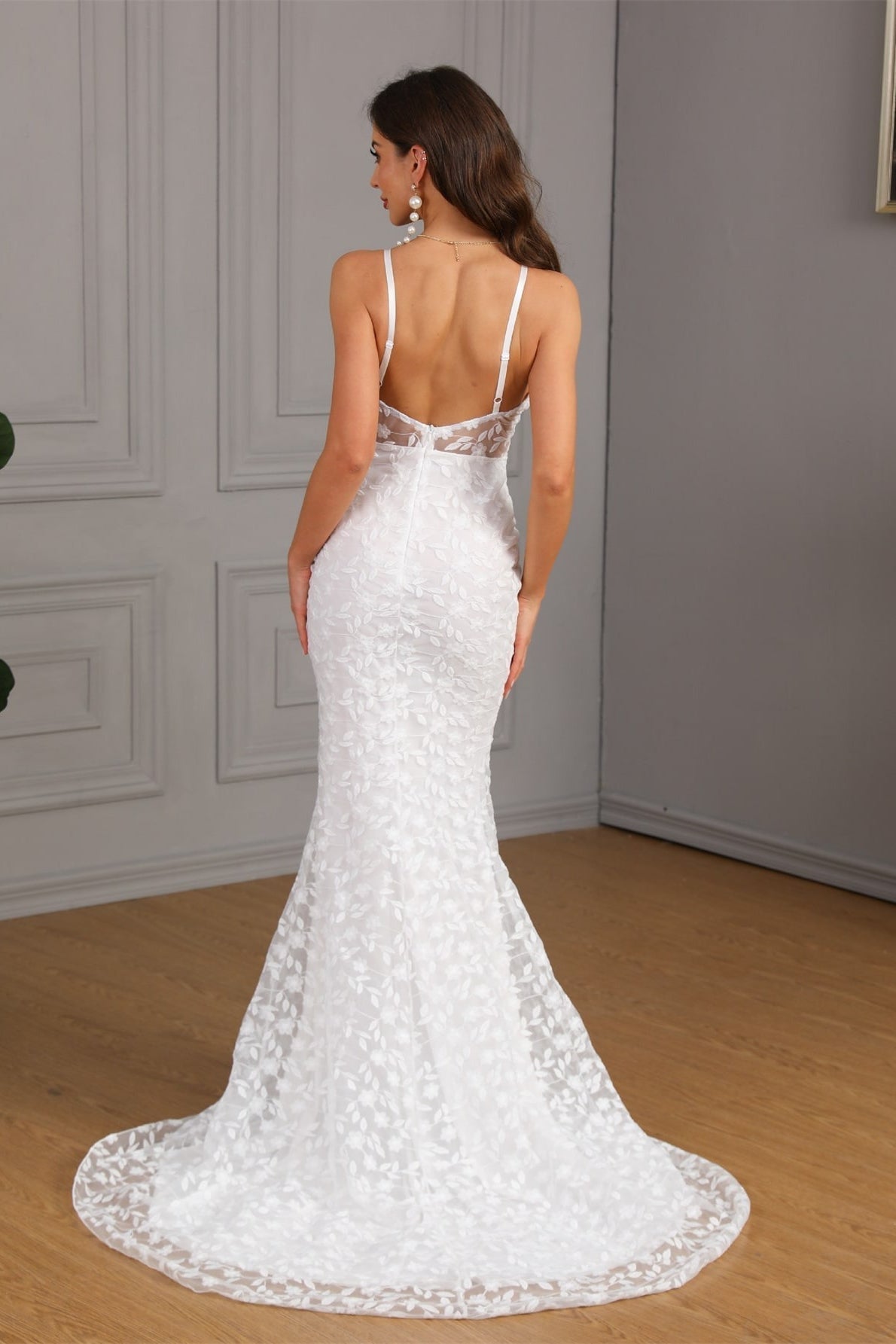 Floral Lace Deep V-Neck Spaghetti Strap Mermaid Maxi Gown - View 6