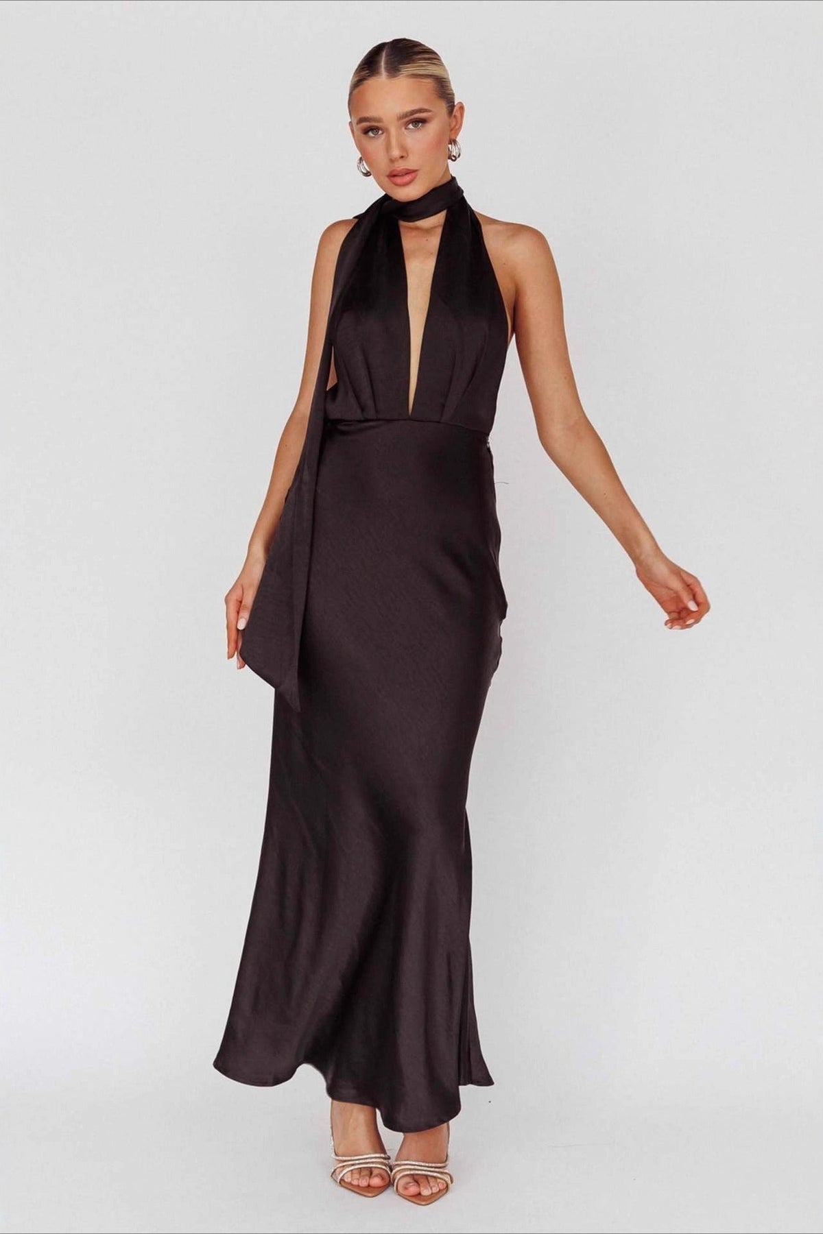 Backless Halter-Neck Dress