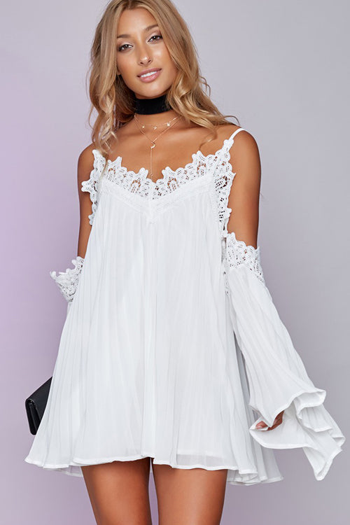 Lace Trim Cold Shoulder Bell Sleeve Pleated Chiffon Mini Dress - View 5
