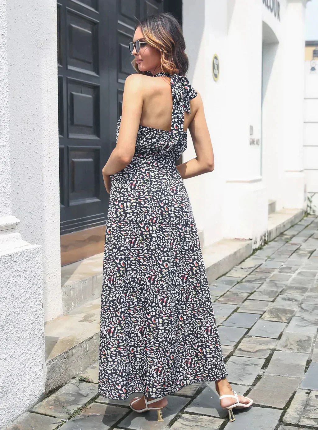 Halter With Gown Design Long Belt Leopard Neck L / Black Dresses