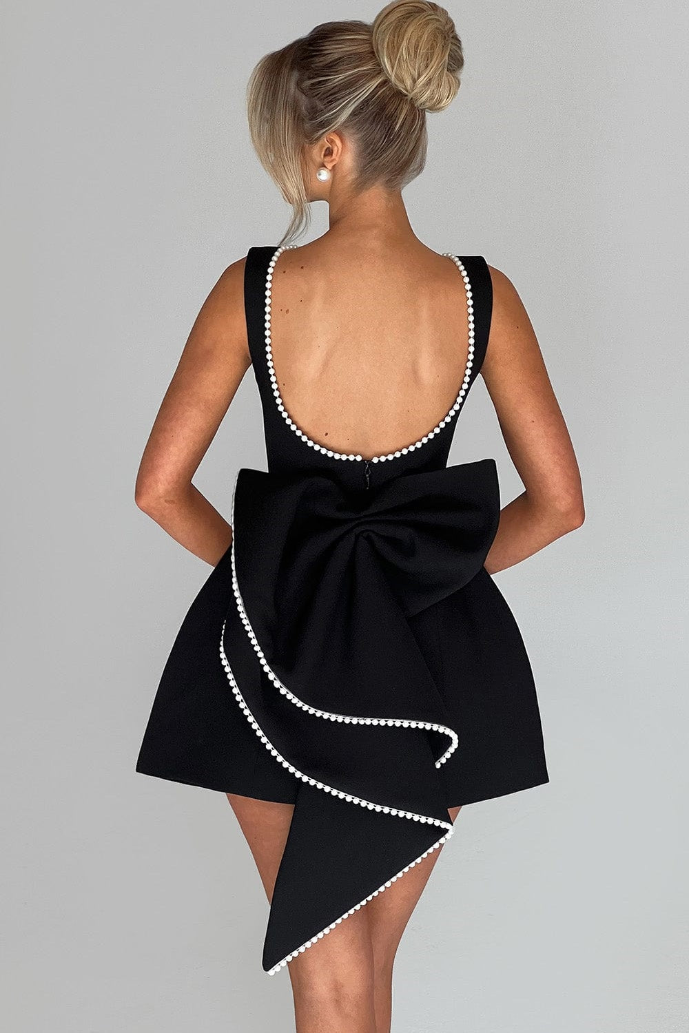 Cecila Bowknot Pearl Backless Mini Dress in White - View 5