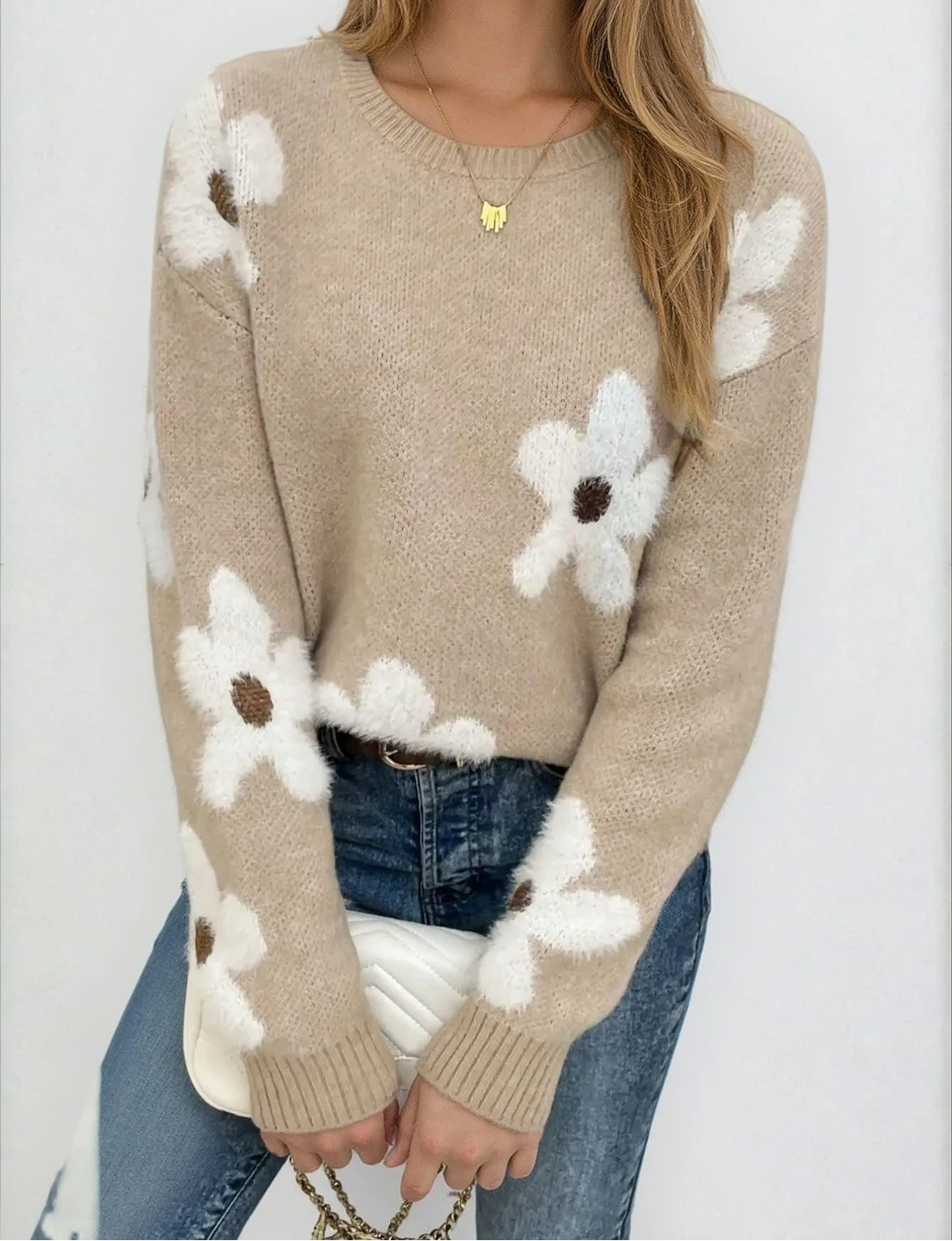 Crew Neck Daisy Floral Knit Sweater