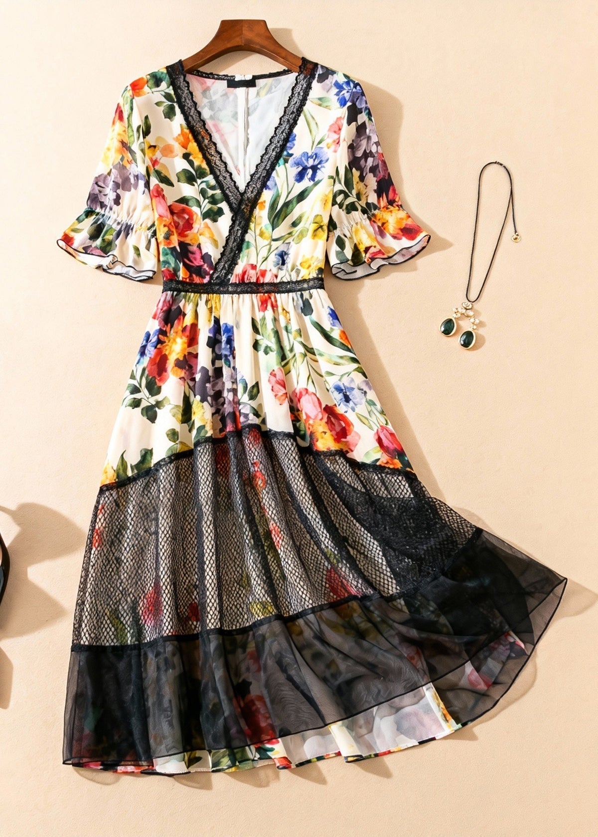 Floral Print V-Neck Lace Trim Flutter Sleeve Mesh Midi Dress - View 3