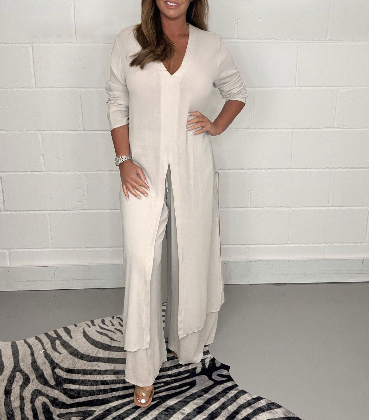 V-Neck Long Split Tunic and Wide Leg Pants Two Piece Set 7