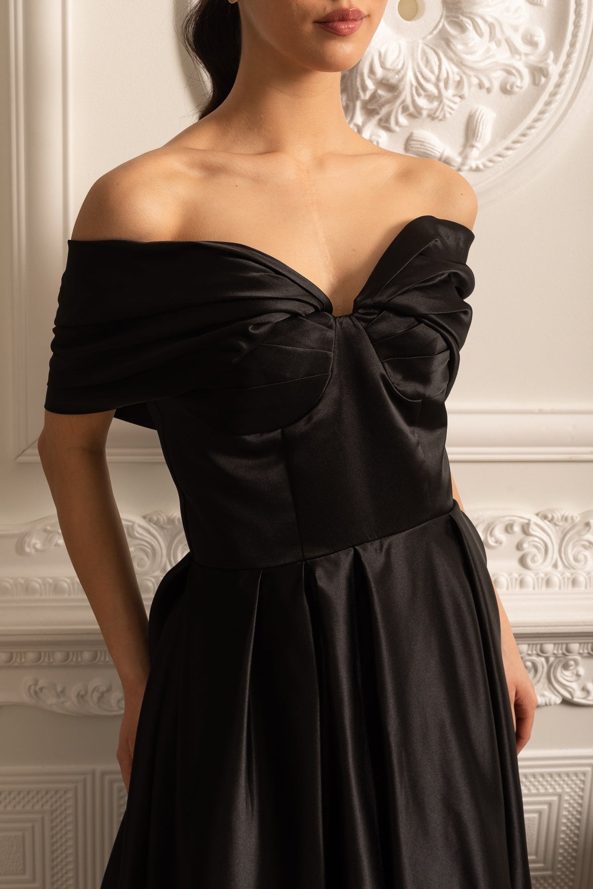 Satin Off Shoulder Sweetheart Twist Bodice Pleated Ball Gown - View 3