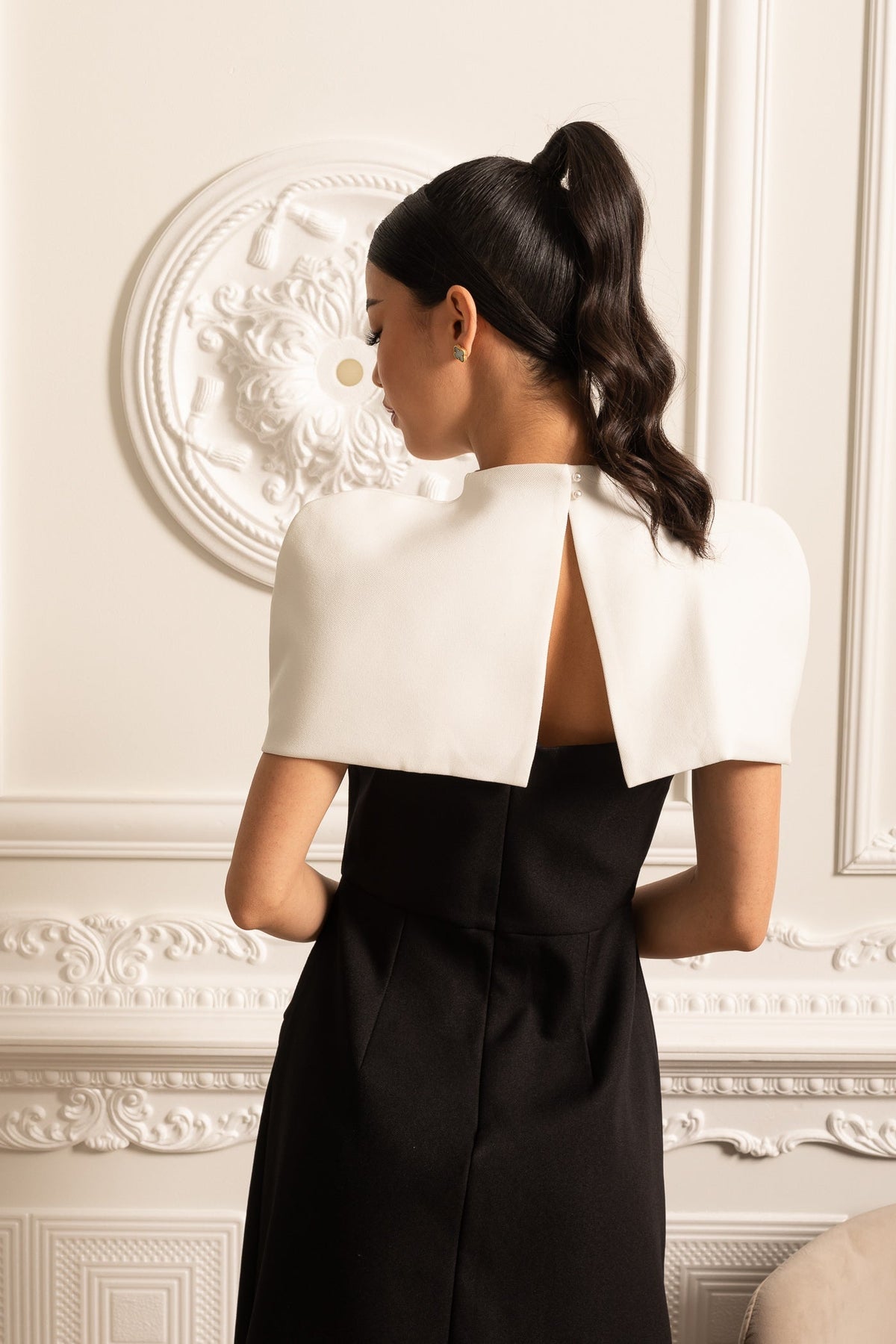 Structured Capelet Overlay Asymmetrical Wrap Drape Midi Dress - View 9