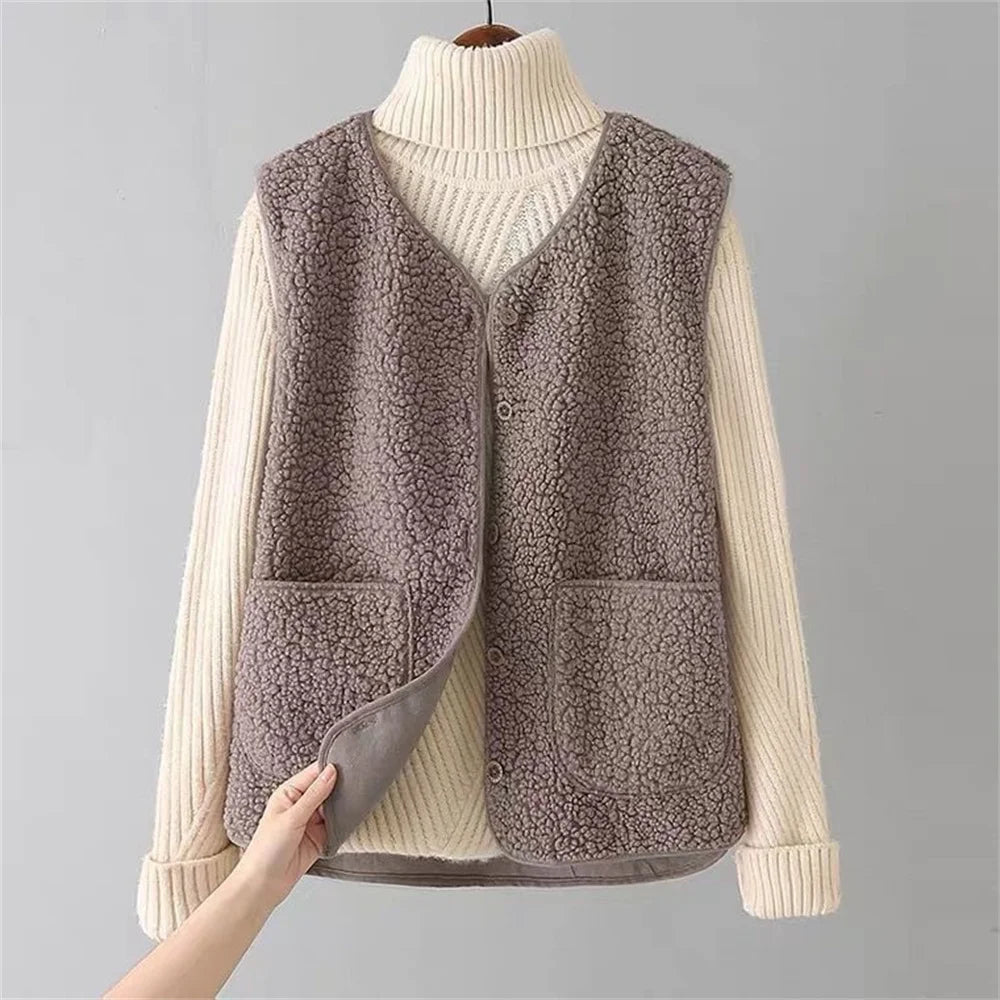Sherpa Fleece V-Neck Button Front Pocket Vest 3