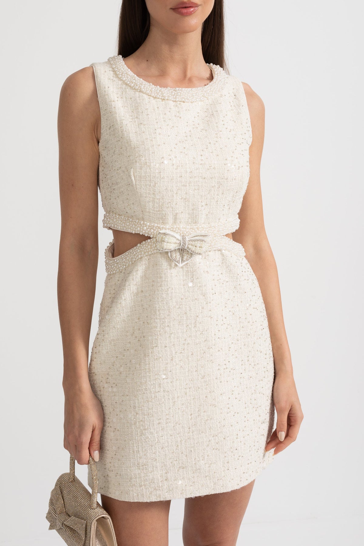Sequin Sleeveless Mini Dress With Waist Cutouts And Bow - Ivoire - View 5