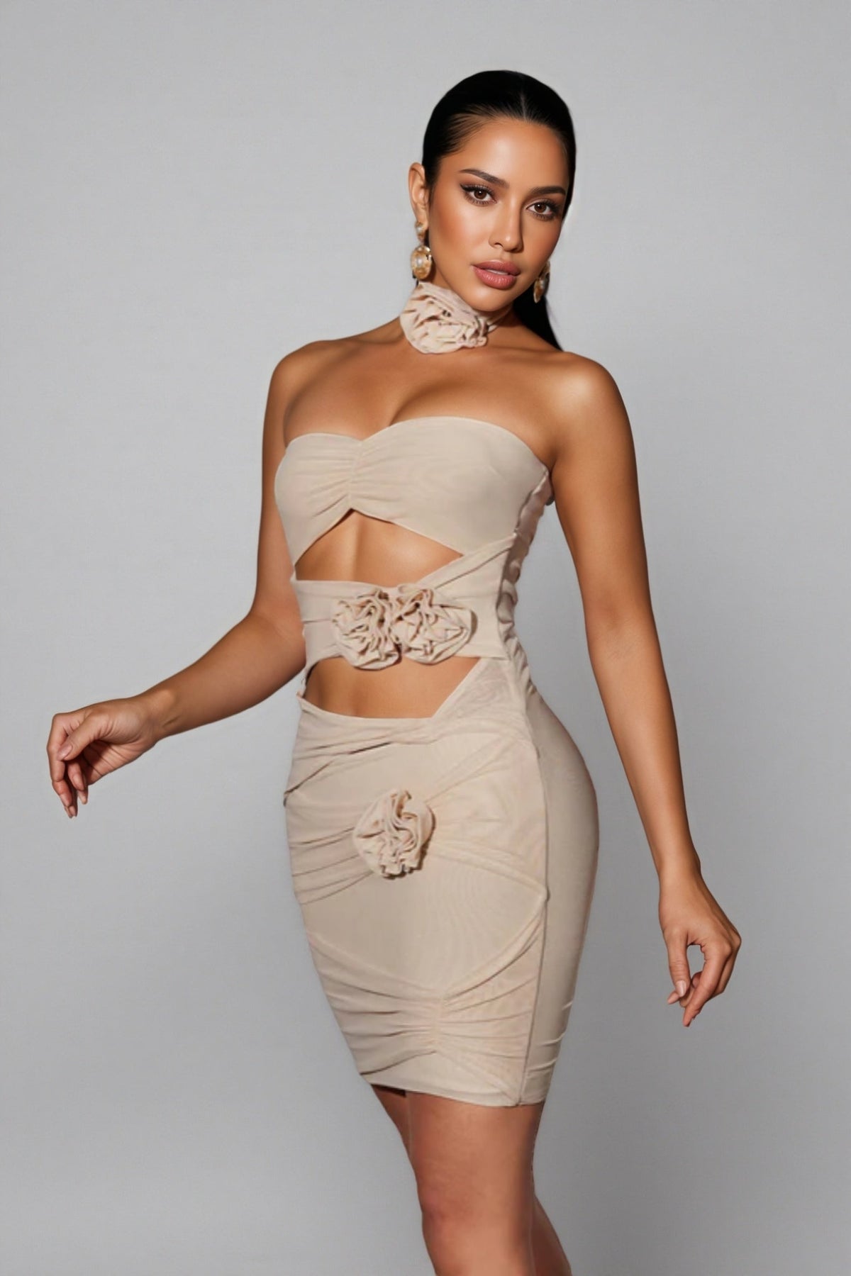 3D Floral Strapless Cut Out Ruched Bodycon Mini Dress - View 5