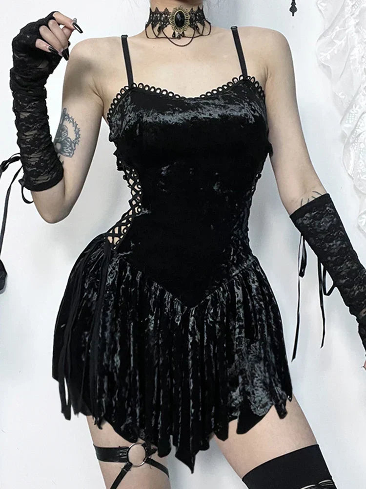 Hollow Out Spaghetti Straps Velvet Sleeveless Bodycon Dress - View 3