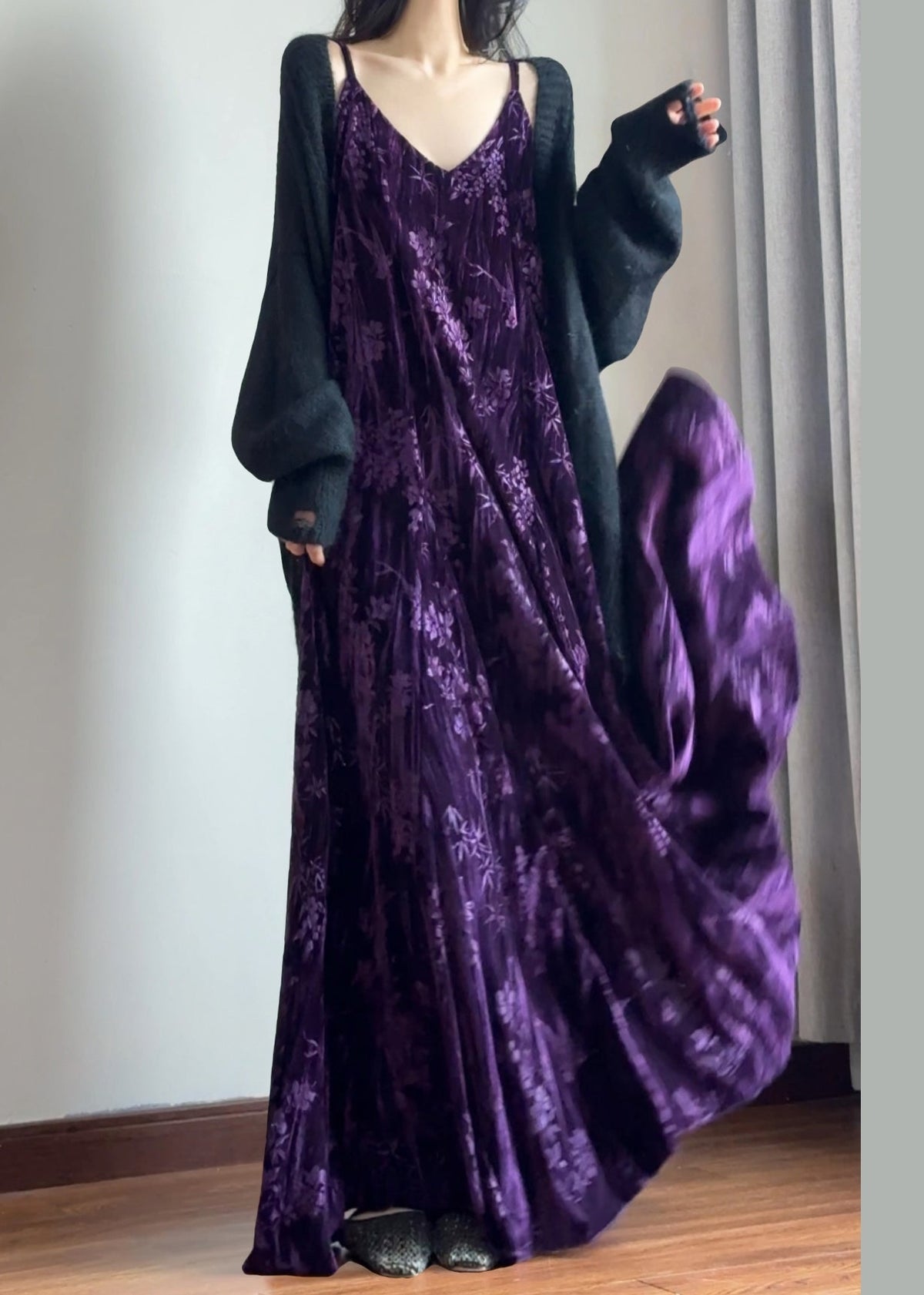 Velvet Burnout Floral Spaghetti Strap V-Neck A-Line Maxi Dress - View 4
