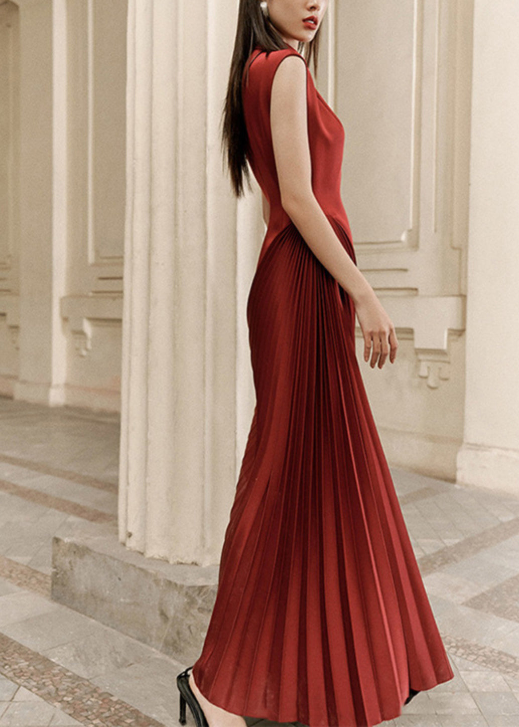 Satin Asymmetric Mock Neck Sleeveless Sunburst Pleat Cocktail Dress - View 2