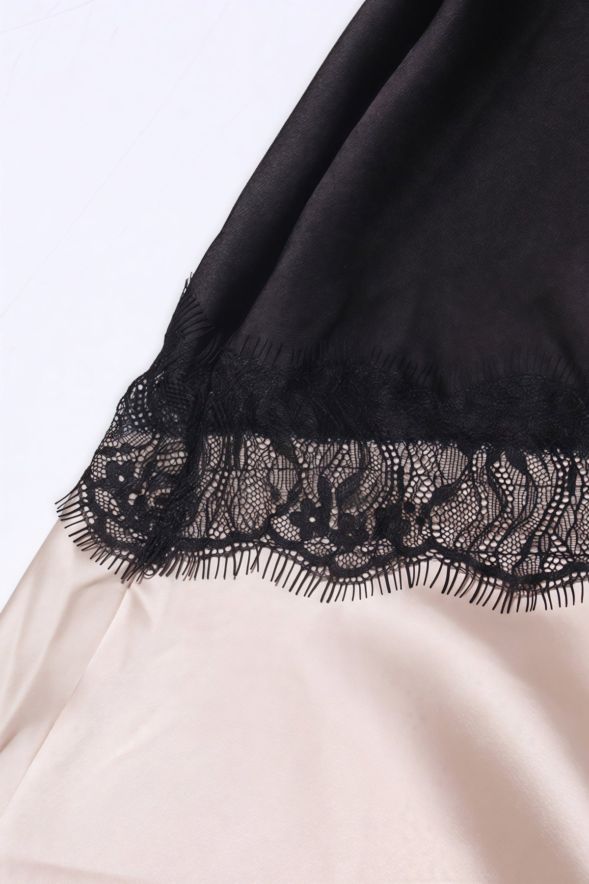 Danidse Sleeveless Lace Maxi Dress - View 8