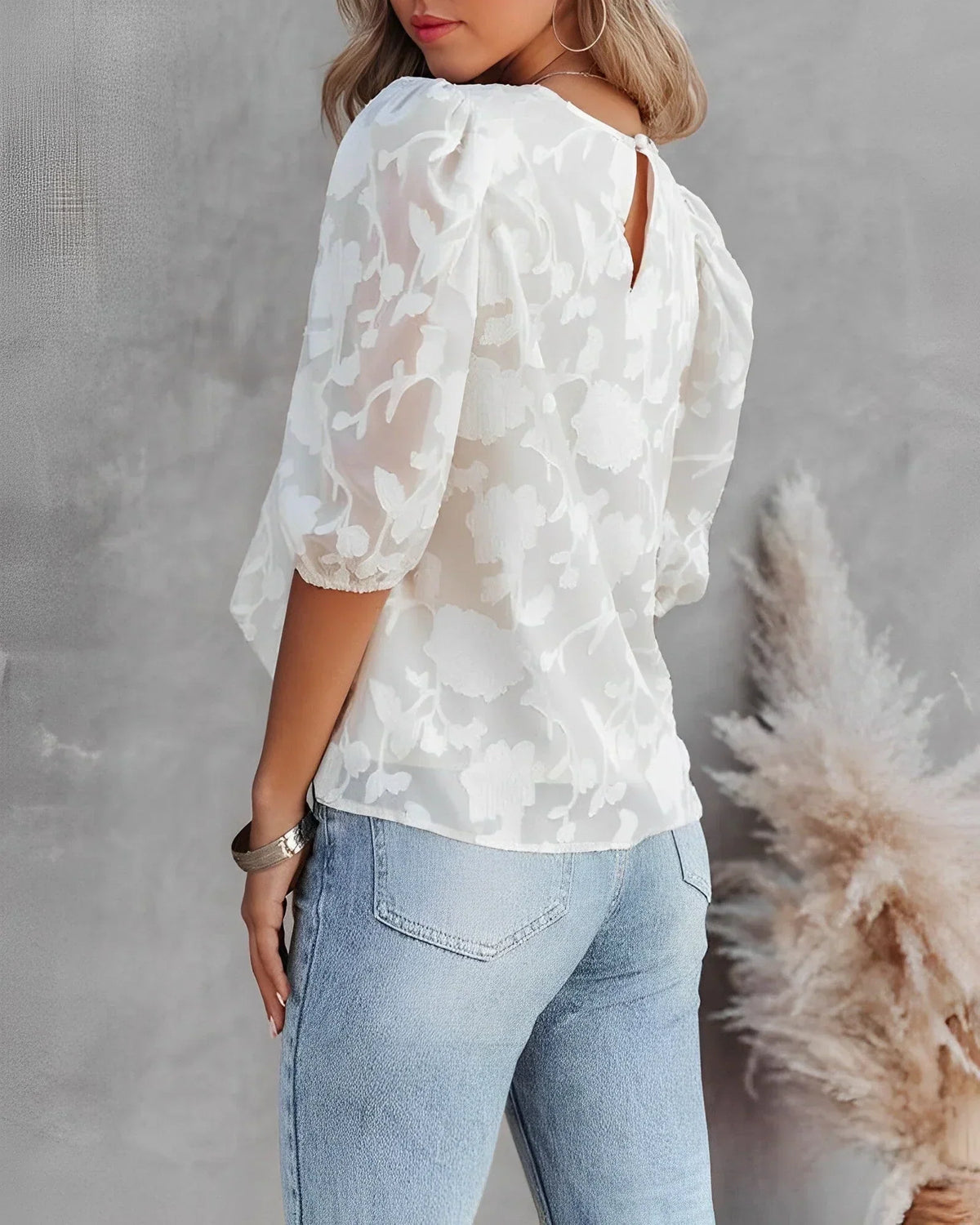 Floral Textured Puff Sleeve Round Neck Blouse 3