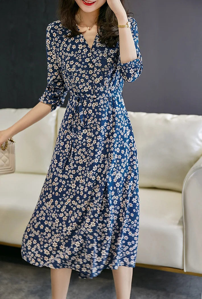 Floral Print V-Neck 3/4 Sleeve A-Line Midi Dress - View 6