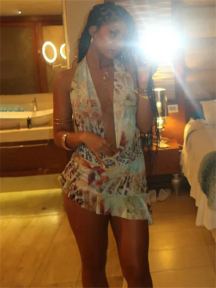 Halter Deep V-Neck Backless Ruffle Hem Mini Beach Dress - View 3