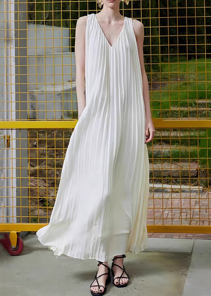 Chiffon Deep V-Neck Sleeveless Accordion Pleat Pocket Flowy Maxi Dress - View 2