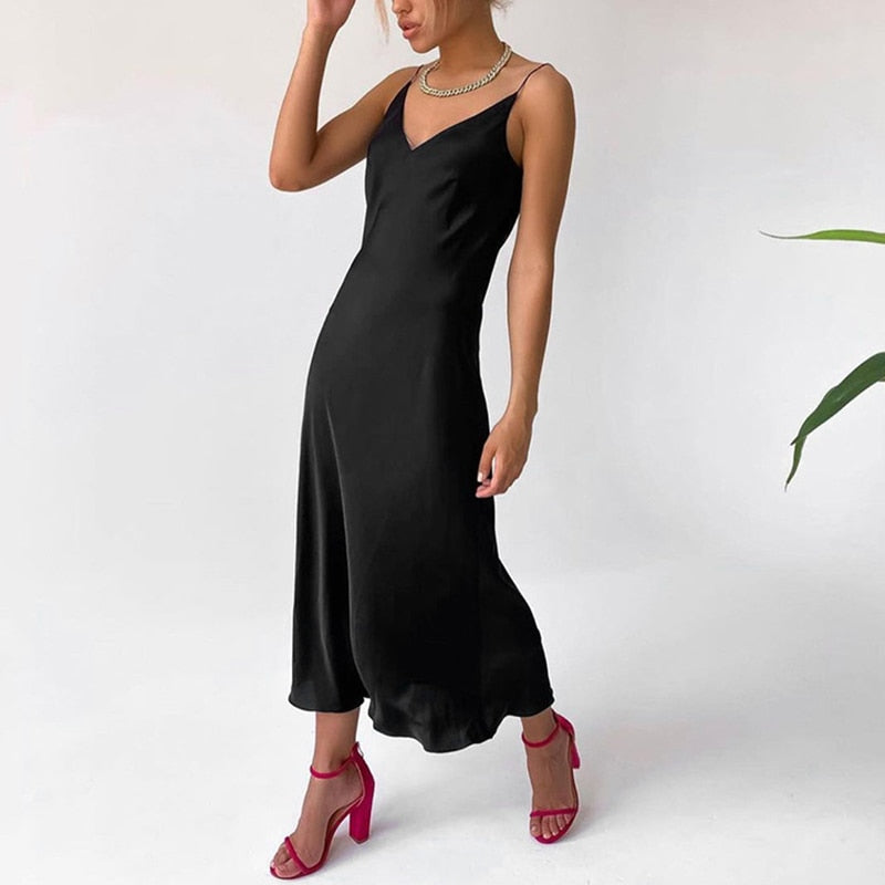 Spaghetti Strap Deep V-Neck Bias Cut Satin Slip Maxi Party Dress - View 3
