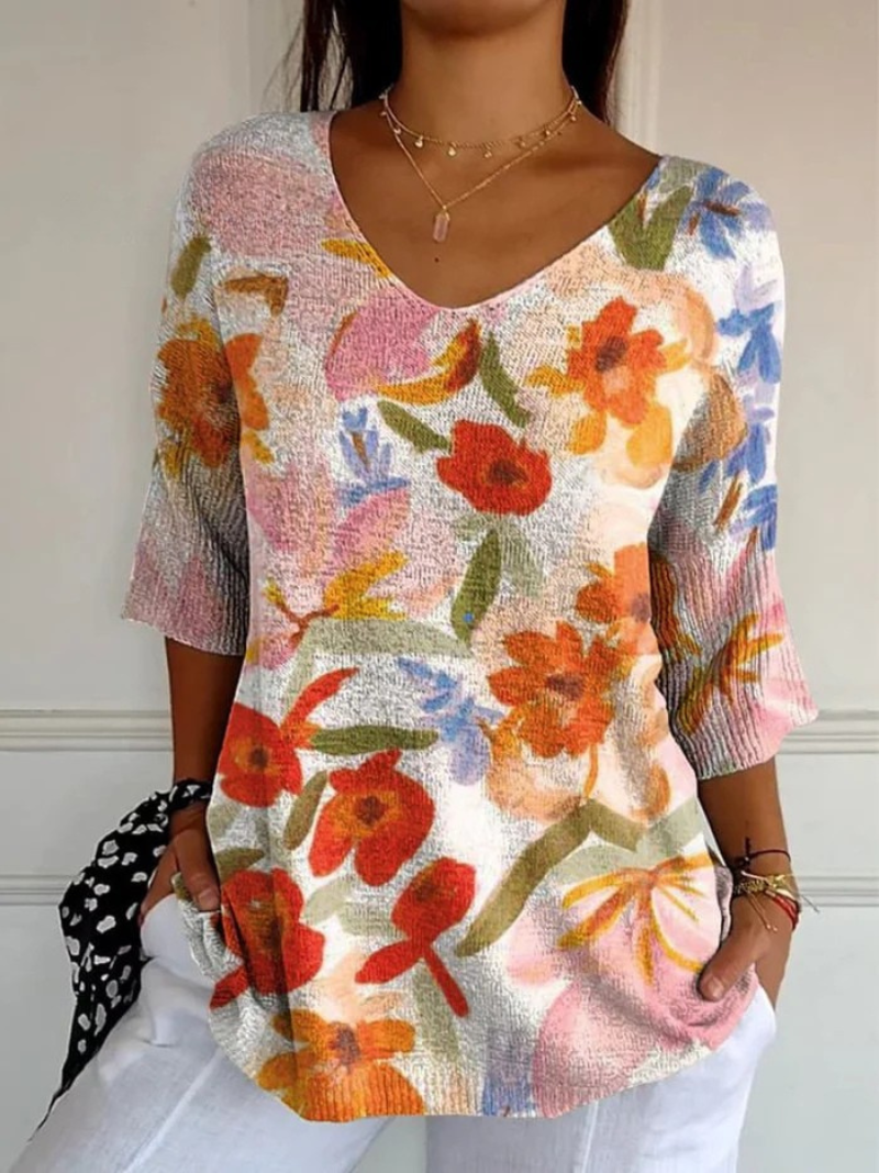 Painterly Floral Print V-Neck Half Sleeve Knit Tunic Top