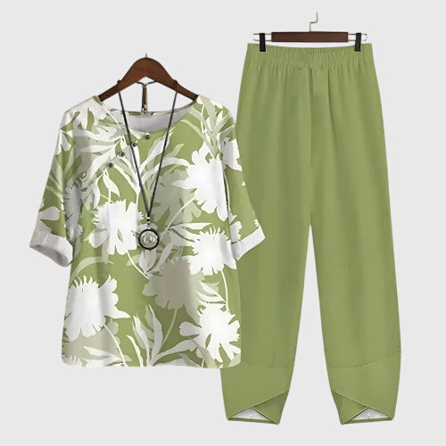 Butterfly Print Short Sleeve Top and Wide Leg Pants Two Piece Set 5