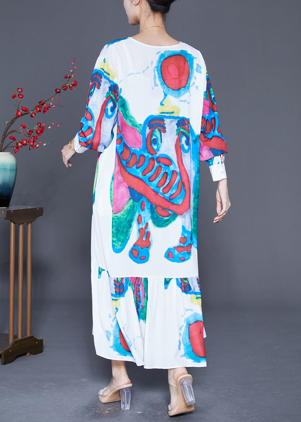 Abstract Print Long Sleeve V-Neck Tiered Ruffle Oversized Maxi Dress - View 4