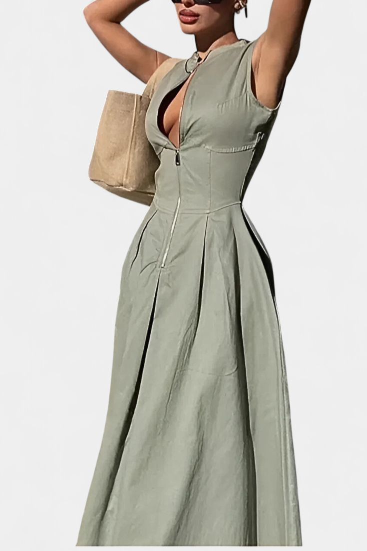 Deep V-Neck Sleeveless Pleated Wide Leg Jumpsuit 11