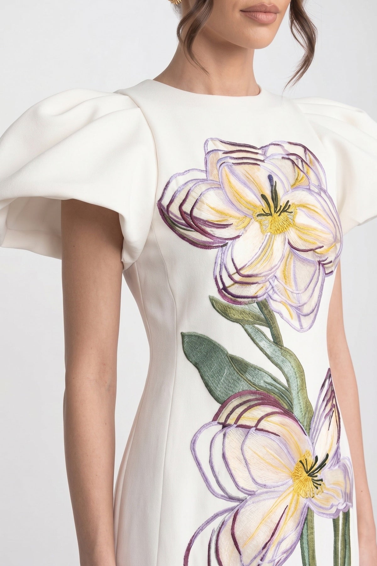 Structured Shoulder Maxi Dress With 3D Iris Floral Appliqué - White - View 4