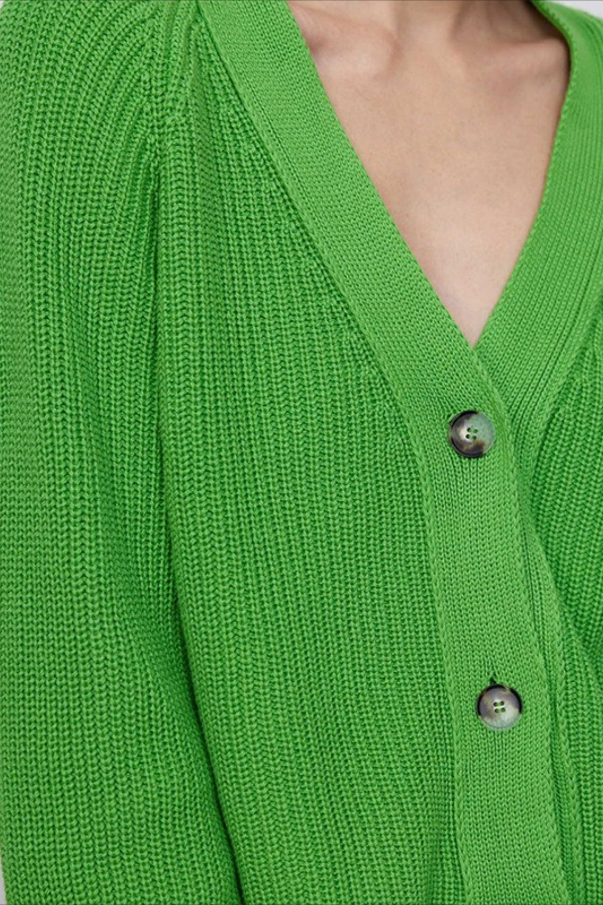 V Neck Cropped Batwing Cardigan