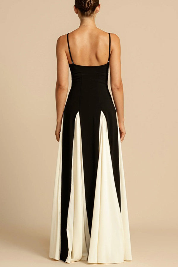 Spaghetti Strap Sweetheart Panelled Fit and Flare Maxi Gown - View 3