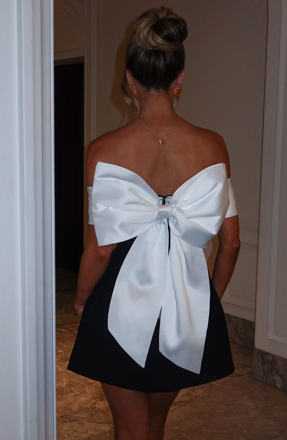 Off Shoulder Colorblock Fit and Flare Pocket Mini Dress - View 2