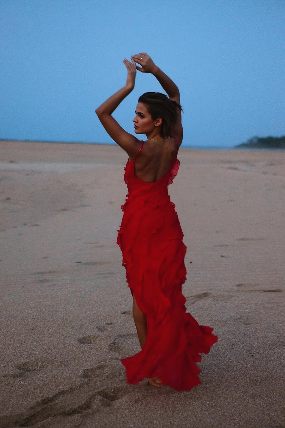 Backless Slit Fitted Spaghetti Strap Chiffon Ruffled Party Dress