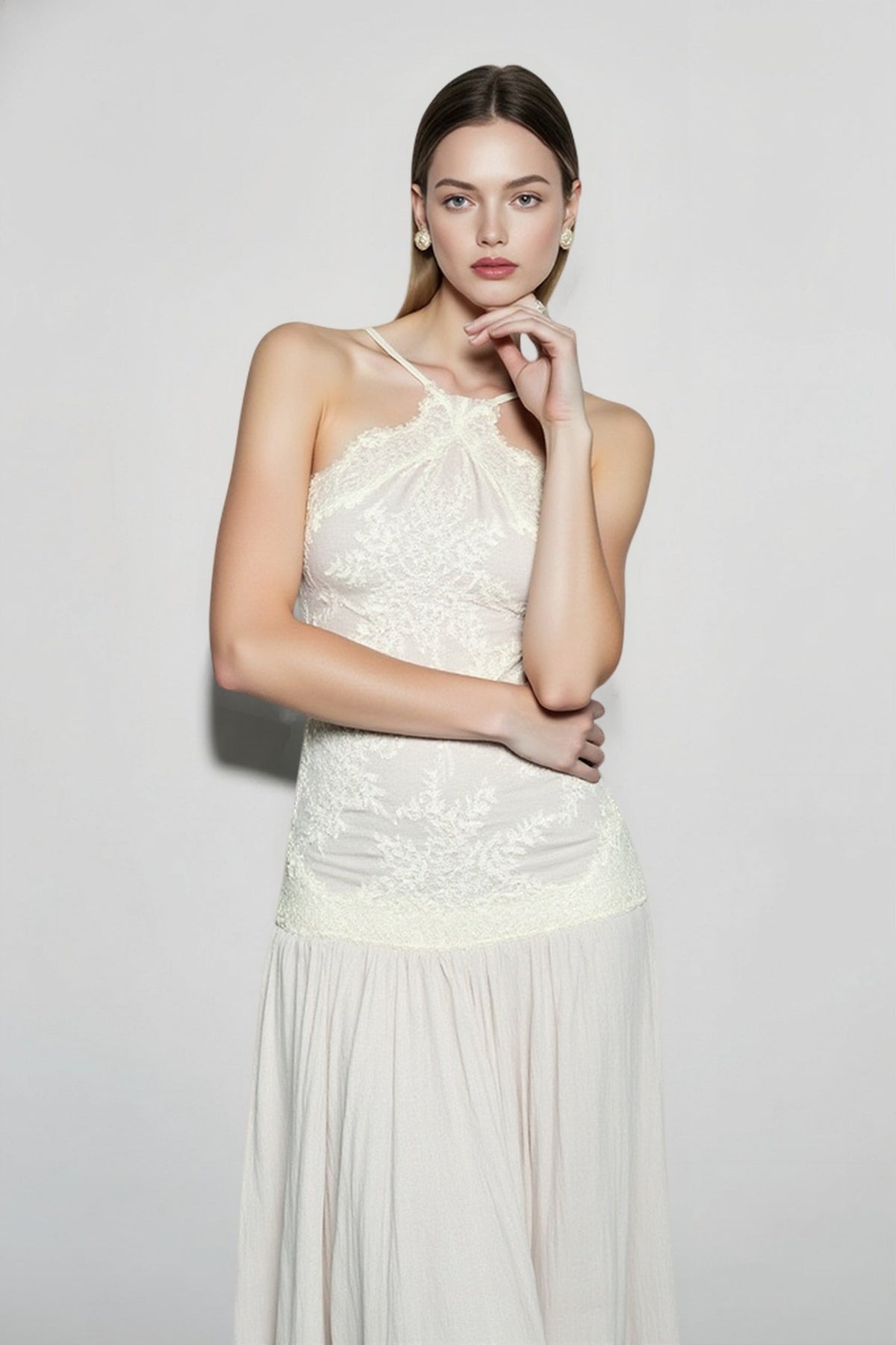 Halter Neck Floral Lace Backless Dropped Waist Maxi Dress - View 2