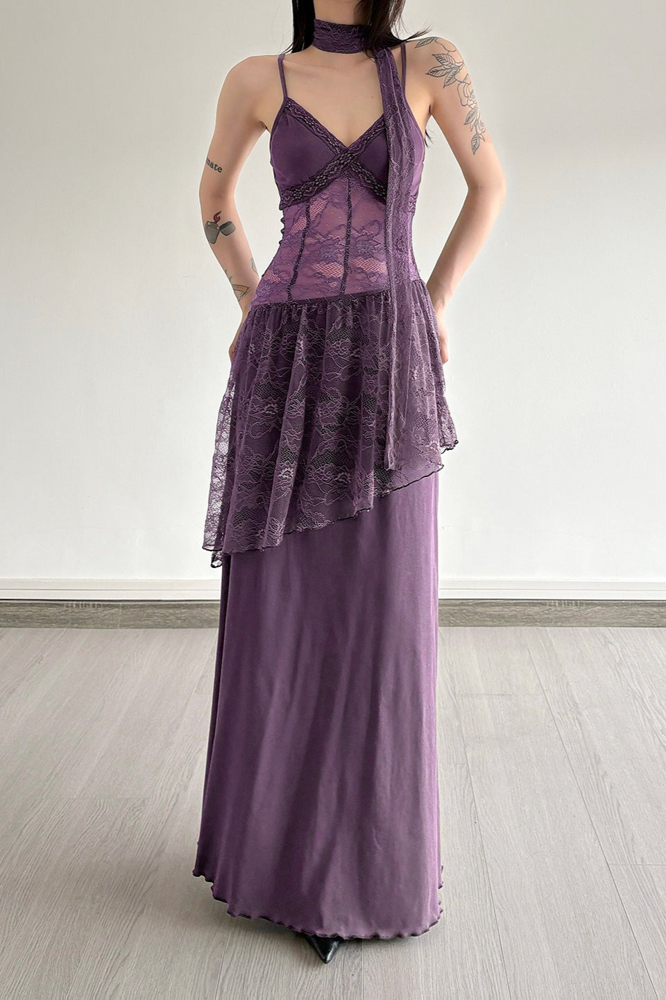 Lace Trim Sheer Waist Tie Cami Maxi Lace Dress in Green - View 7