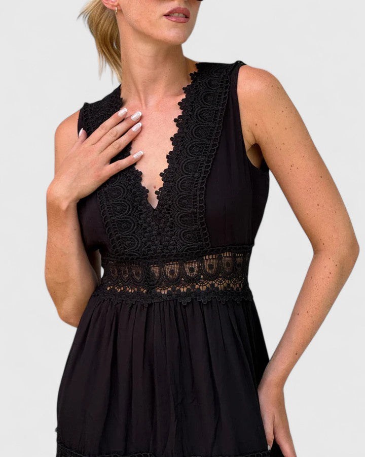 Lace Trim V-Neck Sleeveless Tiered Maxi Dress 10