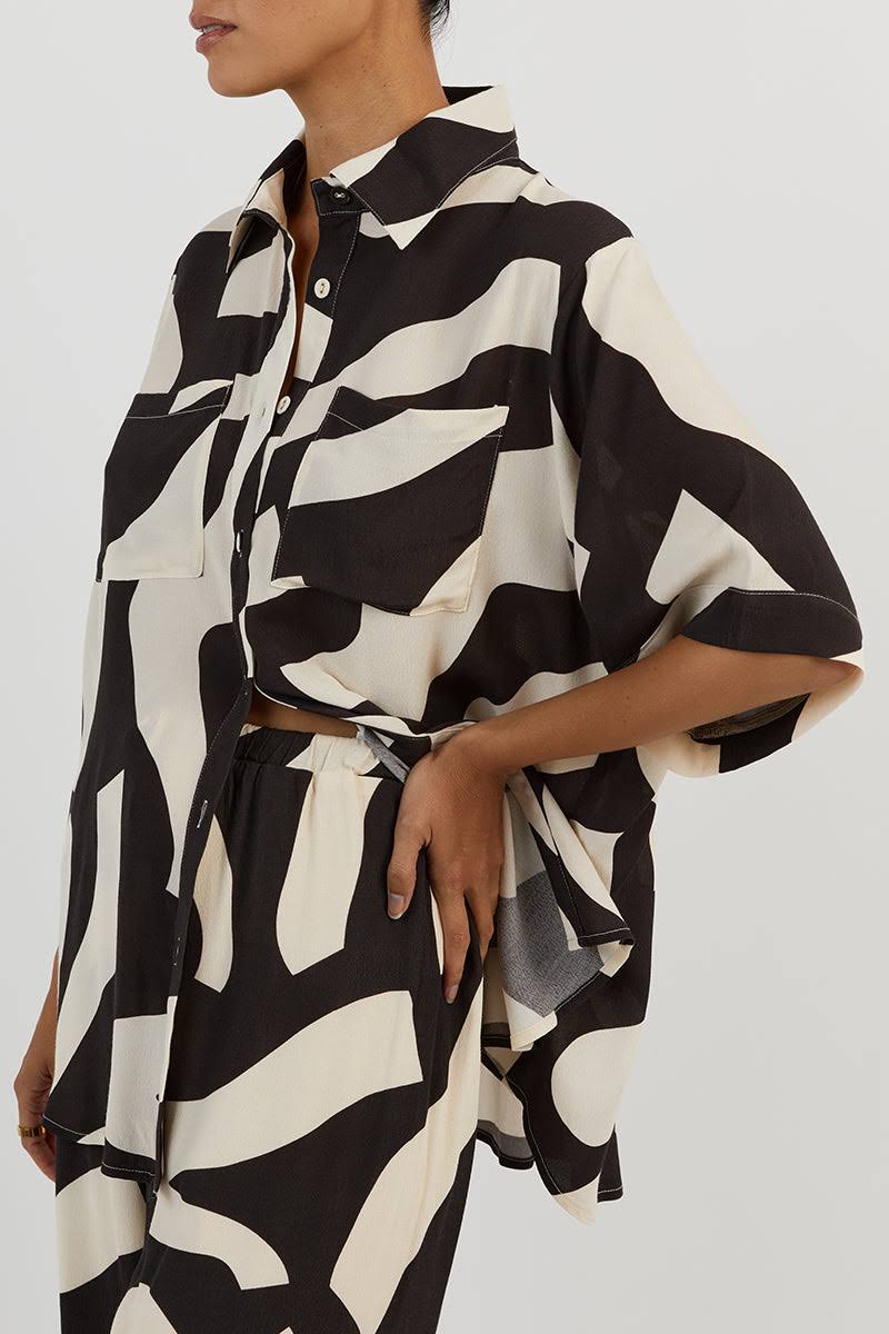 Abstract Print Short Sleeve Shirt and Wide Leg Pants Two Piece Set 3