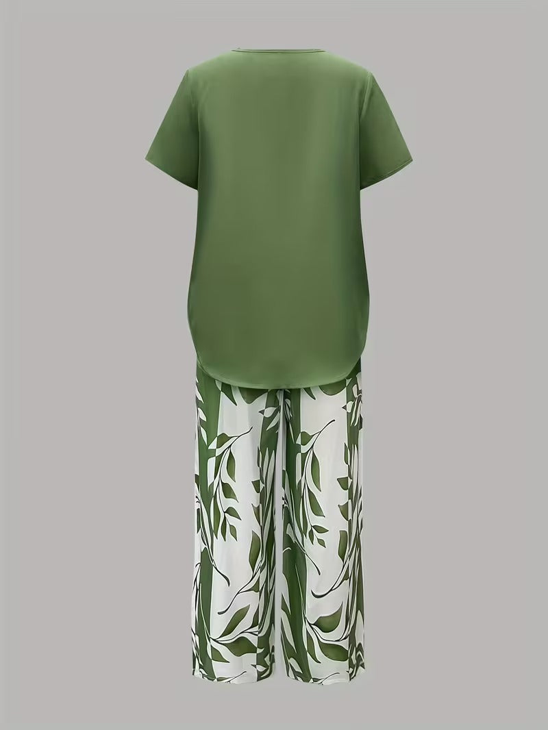Short Sleeve Top and Leaf Print Cropped Pants Two Piece Set 6