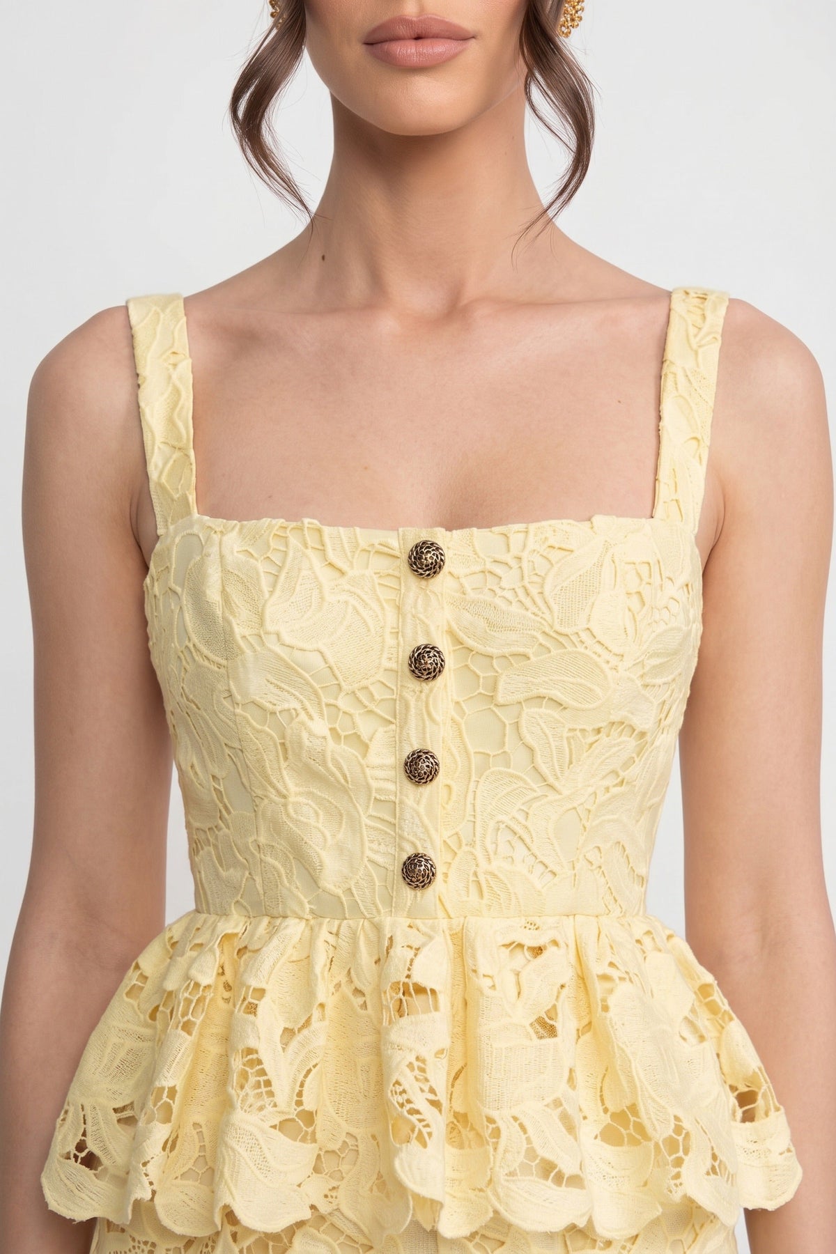Sleeveless Lace Peplum Dress - Yellow - View 8