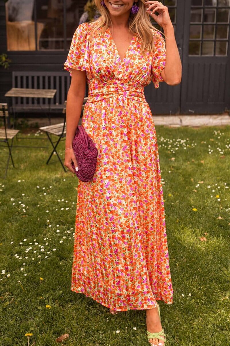 Ditsy Floral V-Neck Short Sleeve Pleated Maxi Dress
